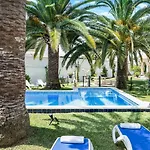 Villa La Contenta